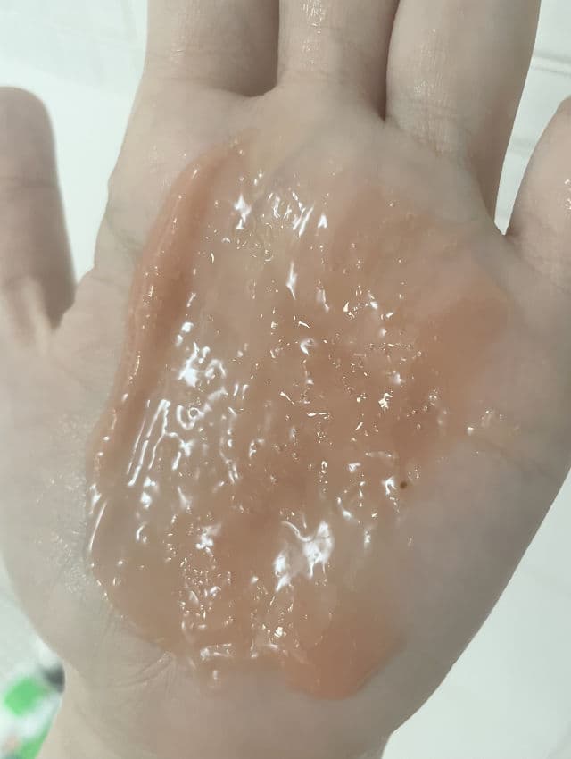 Sand & Sky Australian Pink Clay Deep Pore Cleanser review photo by Anastasiya