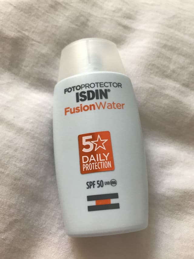 ISDIN Fotoprotector Fusion Water SPF 50 review photo by Andruni