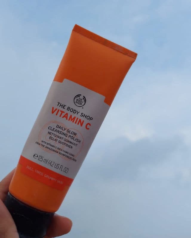 The Body Shop Vitamin C Daily Glow Cleansing Polish review photo by Anikayusra