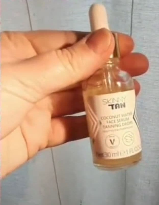 Skinny Tan Coconut Water Face Serum Tanning Drops review photo by Anjali100
