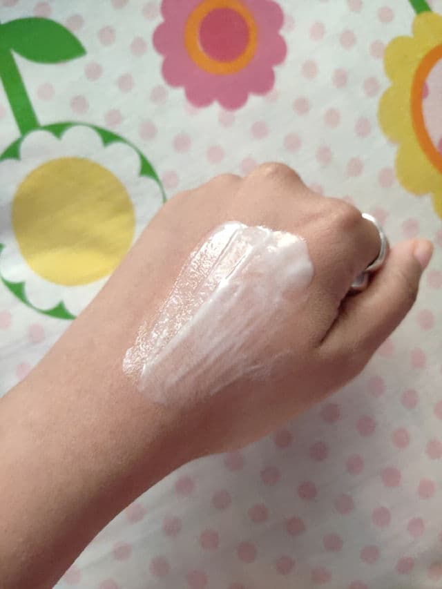 St. Ives Soothing Oatmeal and Shea Butter Body Lotion  review photo by Annie93