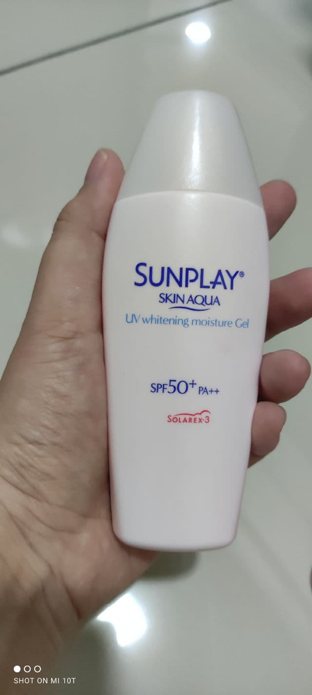 SKIN AQUA Sunplay UV Whitening Moisture Gel SPF 50 PA++ review photo by Ariesse93