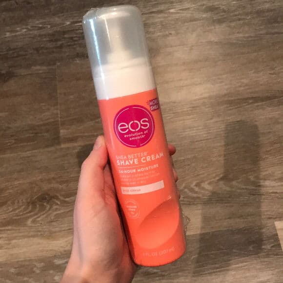 Eos Shea Better Shave Cream - Pomegranate Raspberry review photo by AshEnds