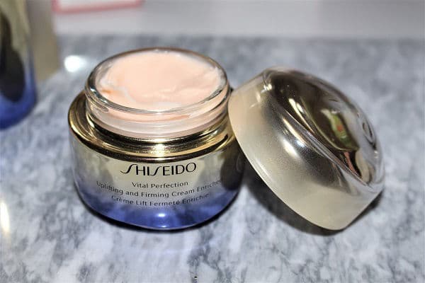 Shiseido Vital Perfection Uplifting and Firming Cream review photo by AshEnds