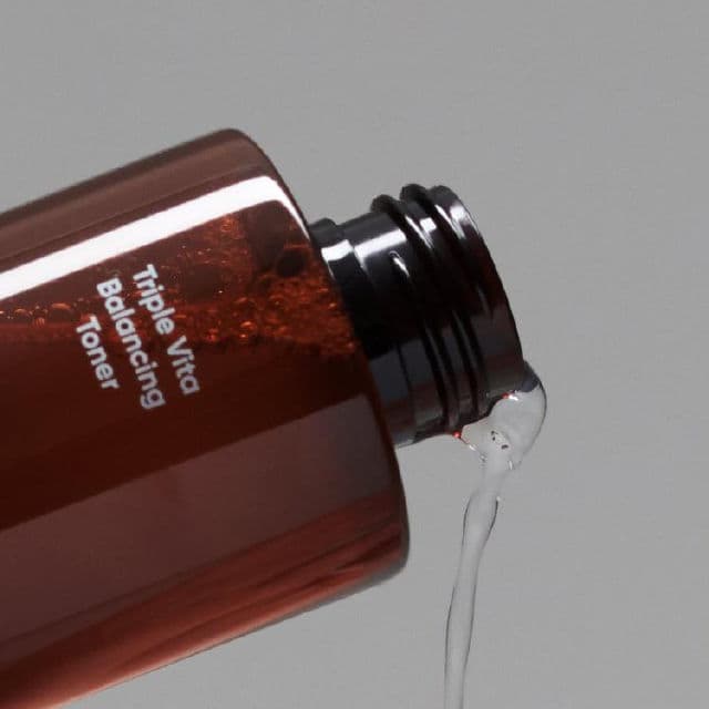 COMMONLABS Triple Vita Balancing Toner review photo by AstriHutapea