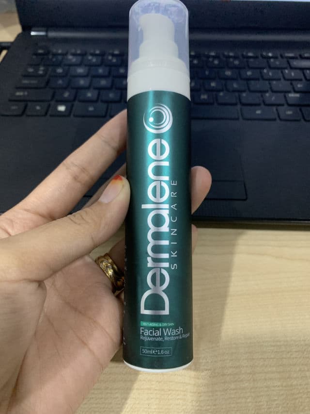 Dermalene Anti Aging Facial Wash review photo by Atikahmazli