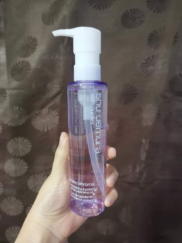 Shu Uemura Blanc Chroma Cleansing Oil review photo by Azalea