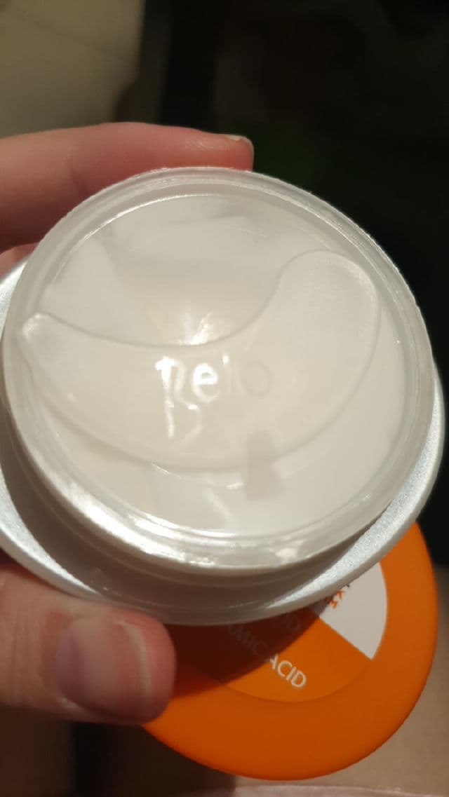 Belo Essentials Intensive Whitening Face and Neck Cream SPF 30 review photo by BabiLove