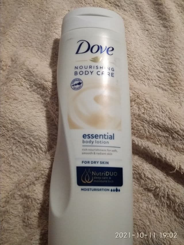 Dove Nourishing Body Care Essential Body Lotion review photo by Balkangirl