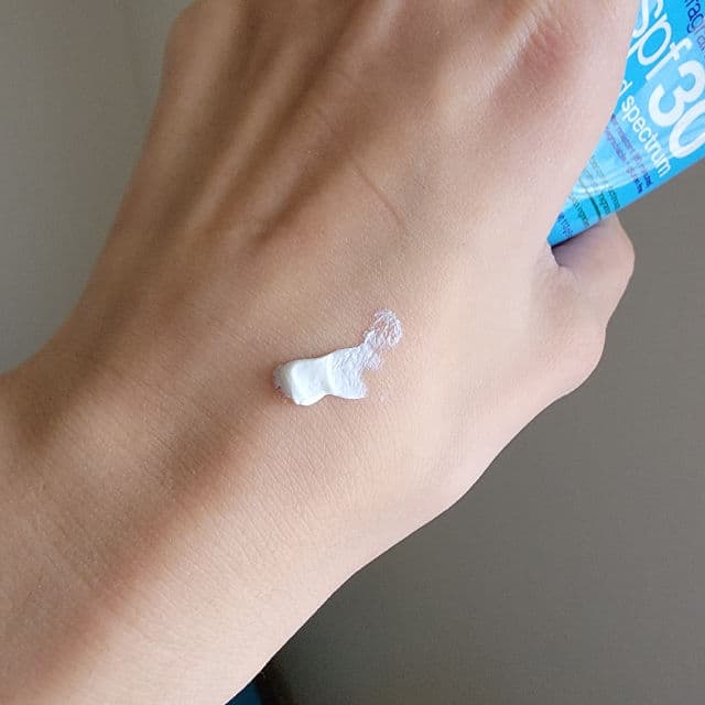 Alba Botanica Very Emollient Sunscreen Mineral Protection, Kids SPF 30 review photo by Beautifullady