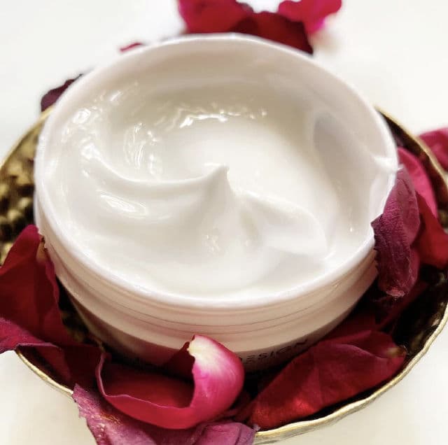 2NDESIGN First Cream Moisturizer review photo by Beautybubble9
