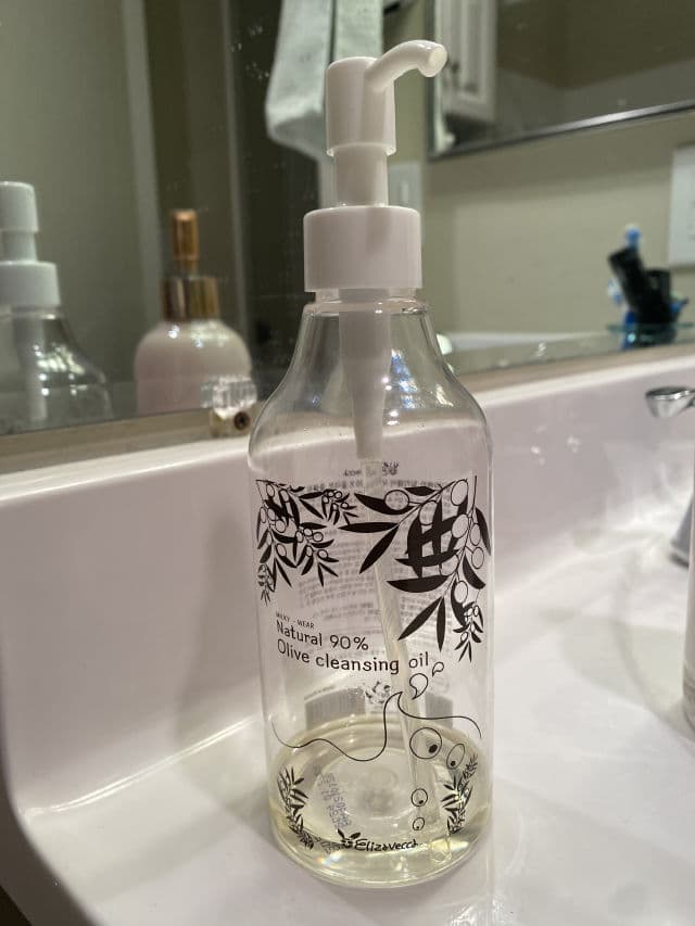 ELIZAVECCA Natural 90% Olive Cleansing Oil review photo by Beetljuice