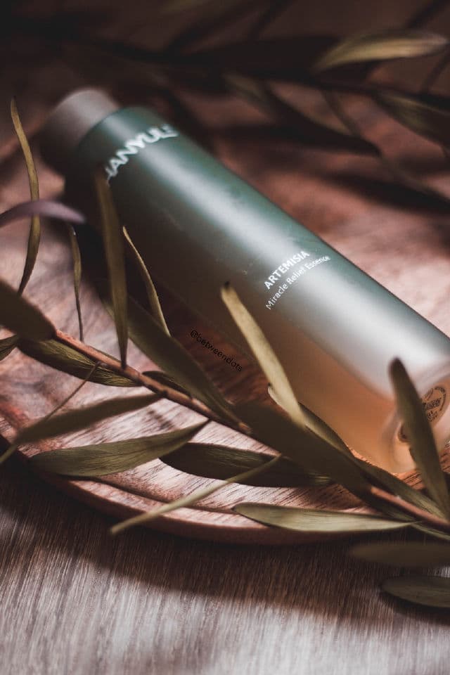 Hanyul Artemisia Miracle Relief Essence review photo by Betweendots