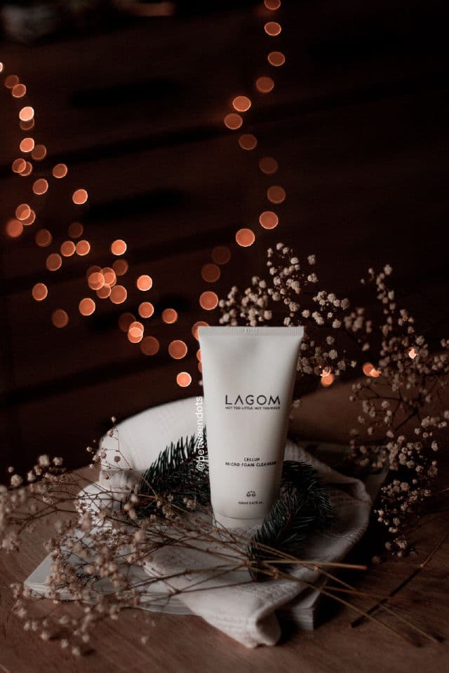 Lagom Cellup Micro Foam Cleanser review photo by Betweendots