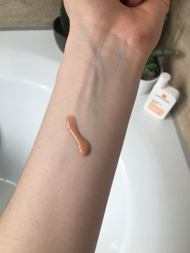 La Roche-Posay Anthelios Shaka Fluid 50+ review photo by BlemishedBeth