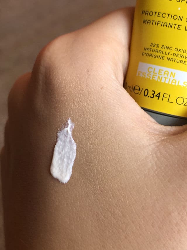 Ren Clean Screen Mineral SPF 30 Mattifying Face Sunscreen review photo by BlondieRS