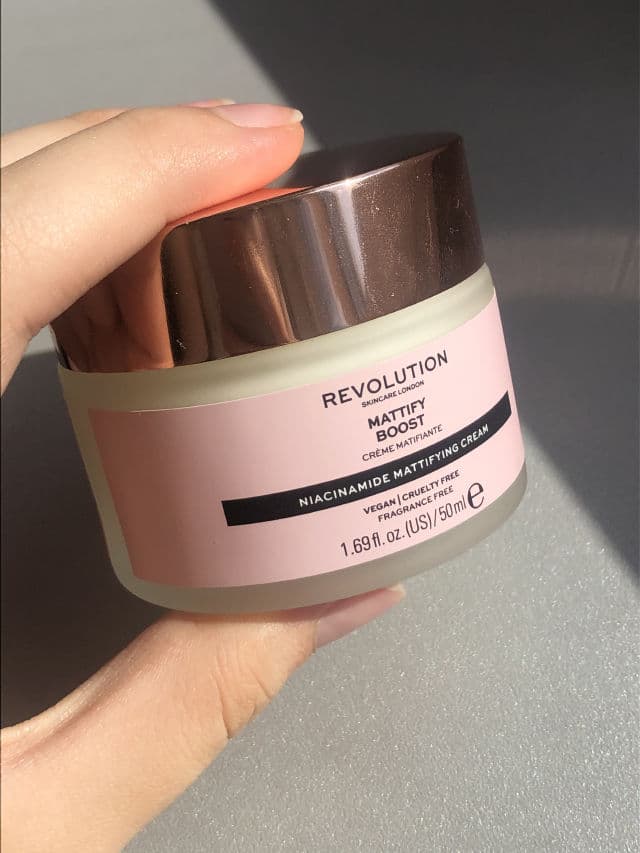 Revolution Beauty Mattify Boost Cream review photo by BlondieRS
