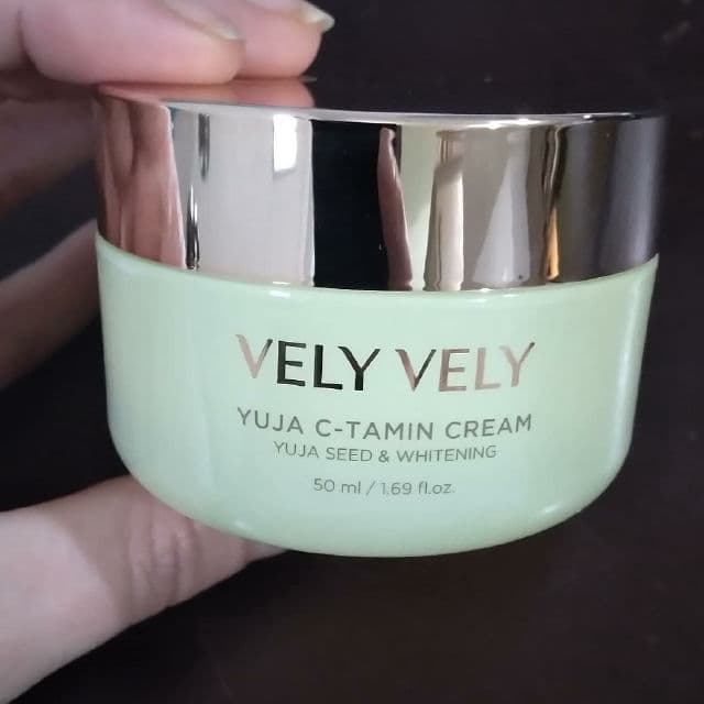 Vely Vely Yuja C-tamin Cream review photo by Bobbie