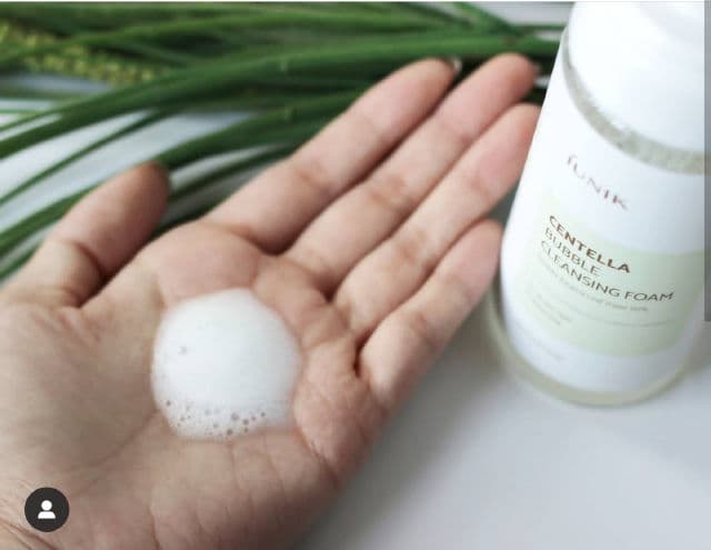 Iunik Centella Bubble Cleansing Foam review photo by Buhbles