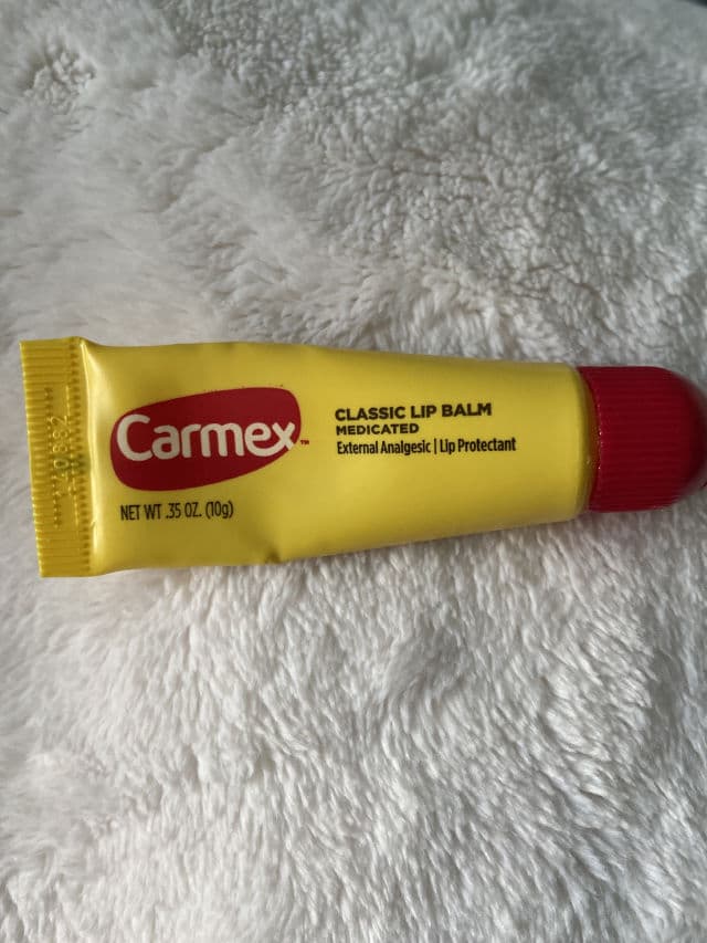 Carmex Original Tube review photo by pasteltulips