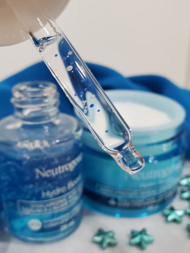 Neutrogena Hydro Boost Hyaluronic Acid Serum review photo by CarolRolzyy