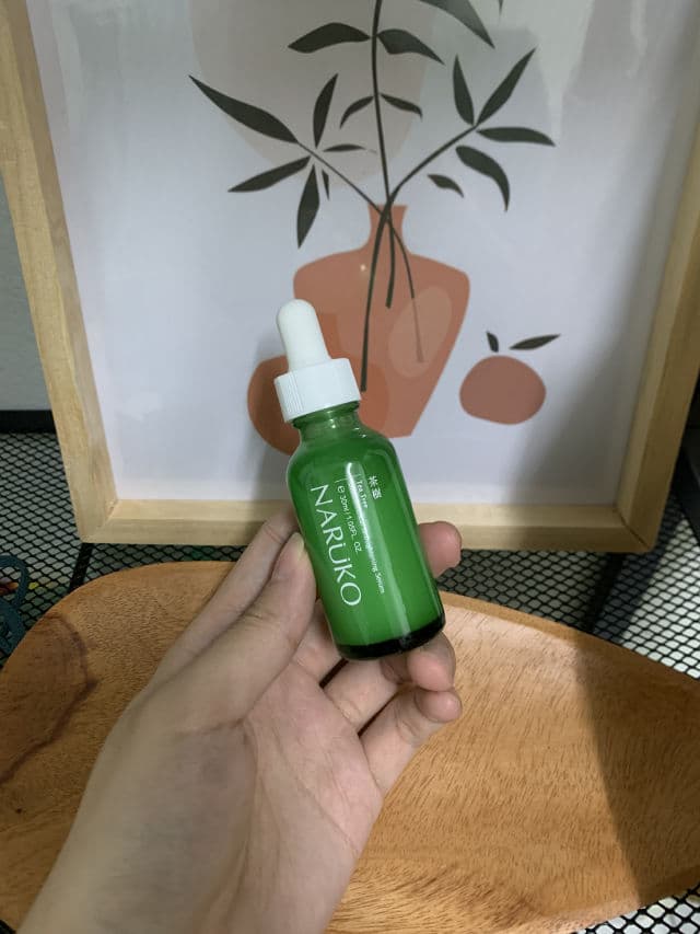 Naruko Tea Tree Blemish Clear & Brightening Serum  review photo by CarsonleezZz