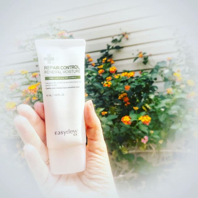 Easydew EX Repair Control Renewal Moisture review photo by Catherinesreviews