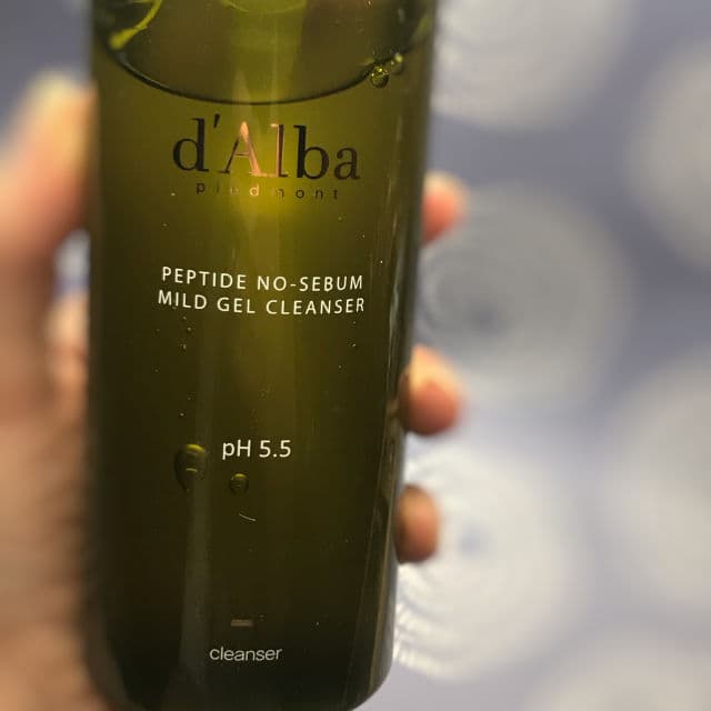 D' Alba Piedmont Peptide No Sebum Mild Gel Cleanser review photo by Catherinesreviews
