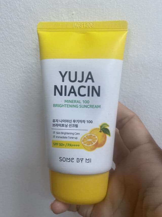 Some By Mi Yuja Niacin Mineral 100 Brightening Suncream review photo by Cecileetobelix