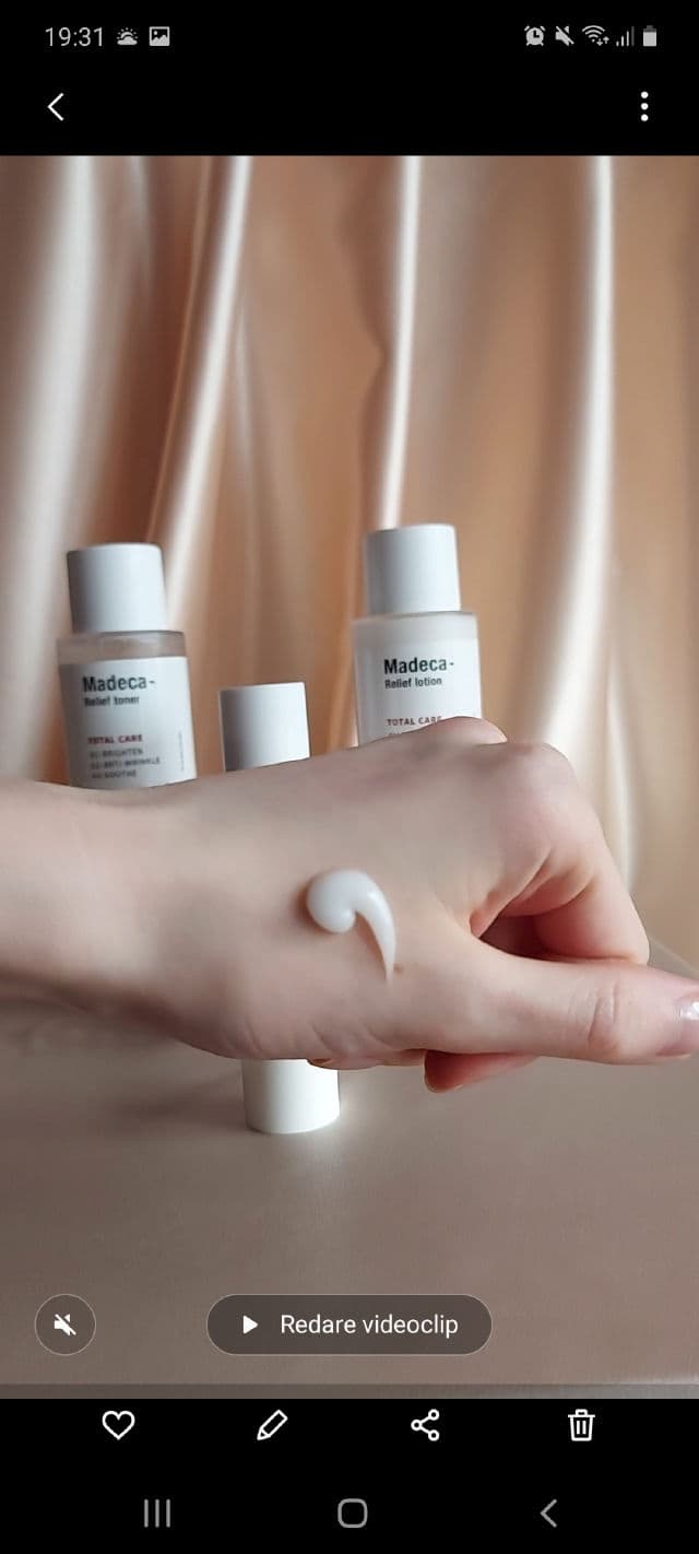 Centellian24 Madeca Relief Cream review photo by Chillwithsunscreen