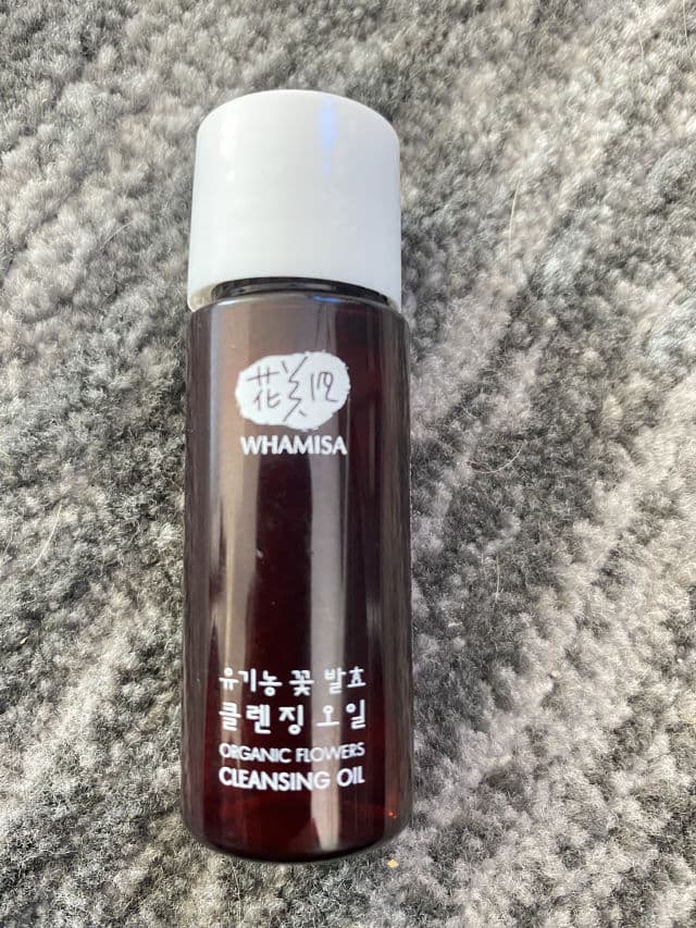 Whamisa Organic Flowers Cleansing Oil review photo by CindyCuidaTuPiel