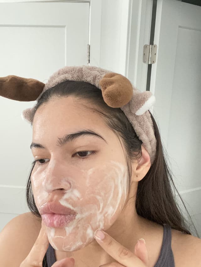 Shiseido Waso Quick Gentle Cleanser review photo by CindyCuidaTuPiel