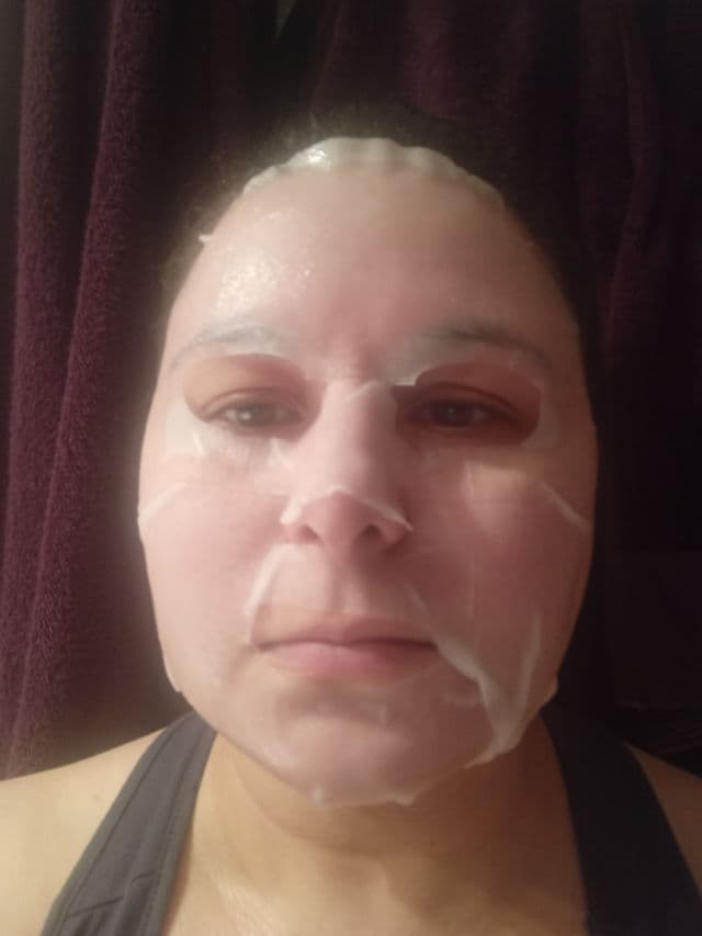Huangjisoo British Rose Hydrating Sheet Mask review photo by Clarab13
