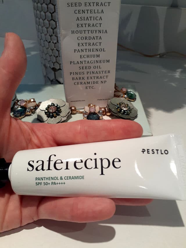 Pestlo Safe Recipe Sun Essence SPF50+ PA++++ review photo by ColleenDoc1996