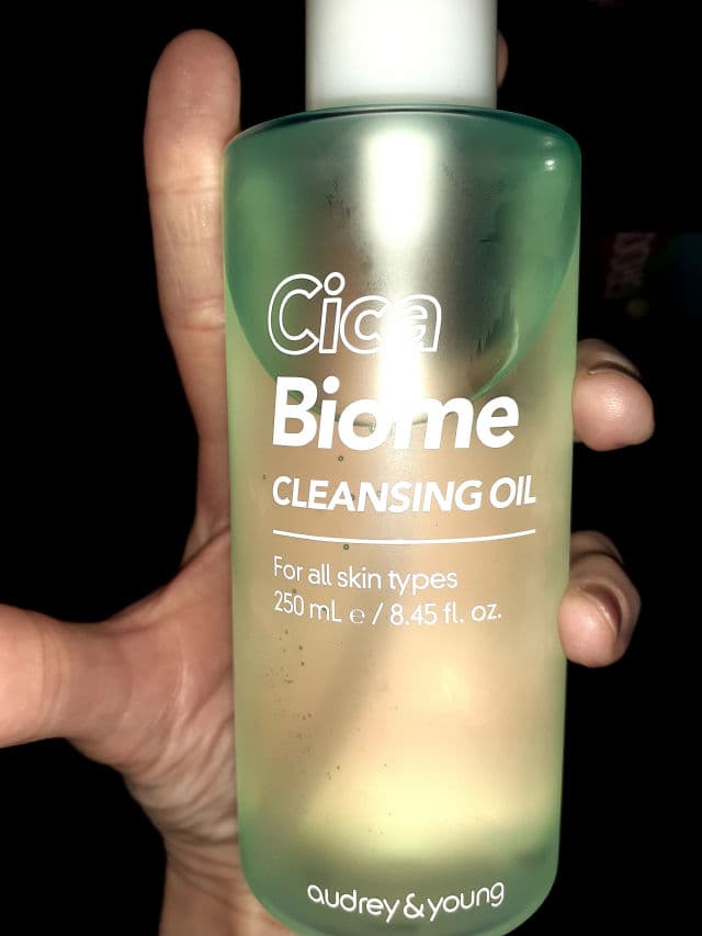 Audrey & Young Cica Microbiome Cleansing Oil review photo by ColleenDoc1996