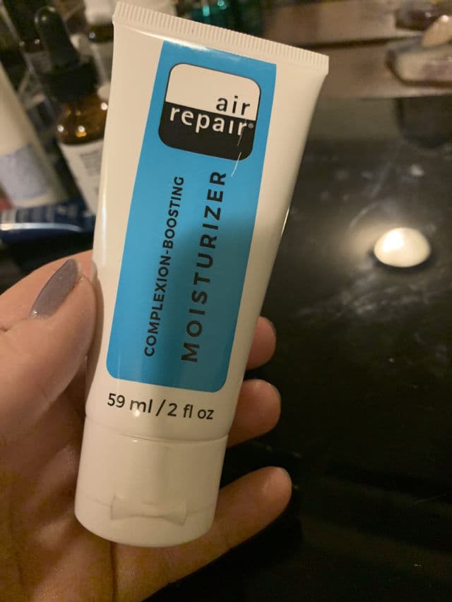 Air Repair Complexion-Boosting Moisturizer review photo by Credence