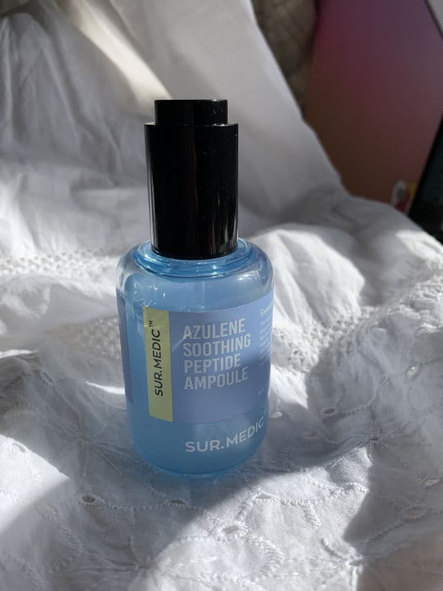 SUR.MEDIC Azulene Soothing Peptide Ampoule review photo by drcrystallee