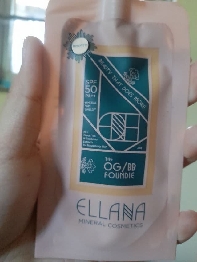 Ellana Cosmetics Original Glow BB Foundie SPF50 review photo by DJill126