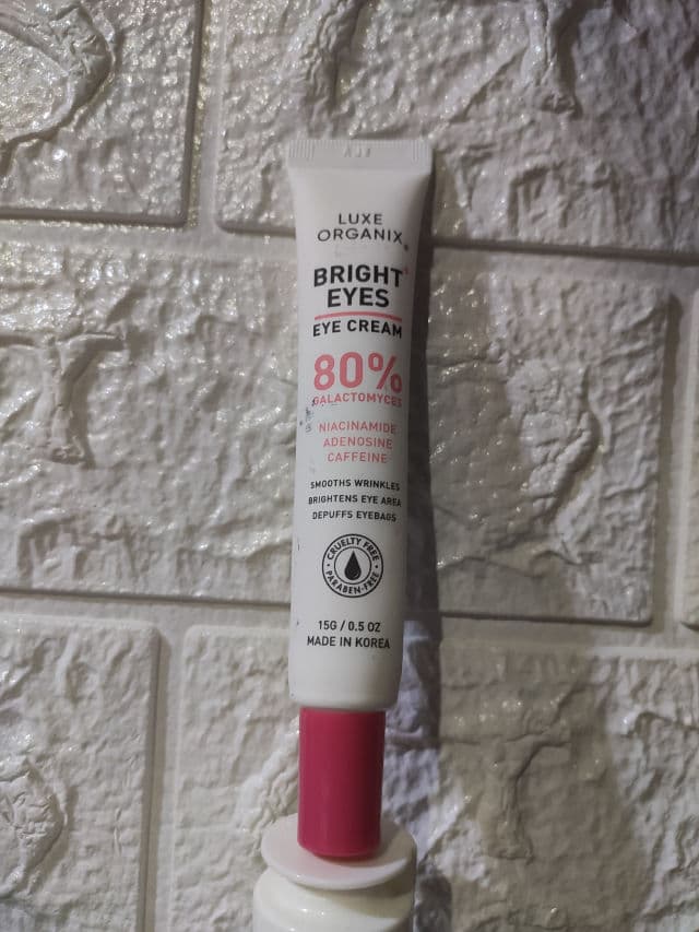 Luxe Organix Bright Eyes Eye Cream 80% Galactomyces review photo by DaniaMay