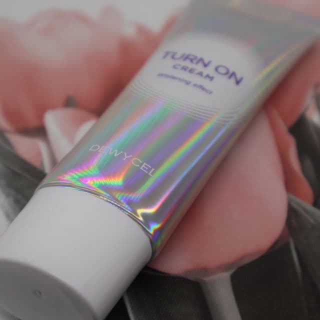 DEWY CEL Turn On Cream (Whitening Effect) review photo by daphnedensing