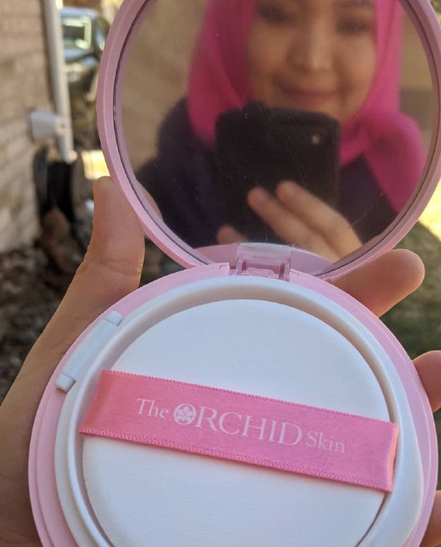 The Orchid Skin Water Powder Cushion review photo by Deasy