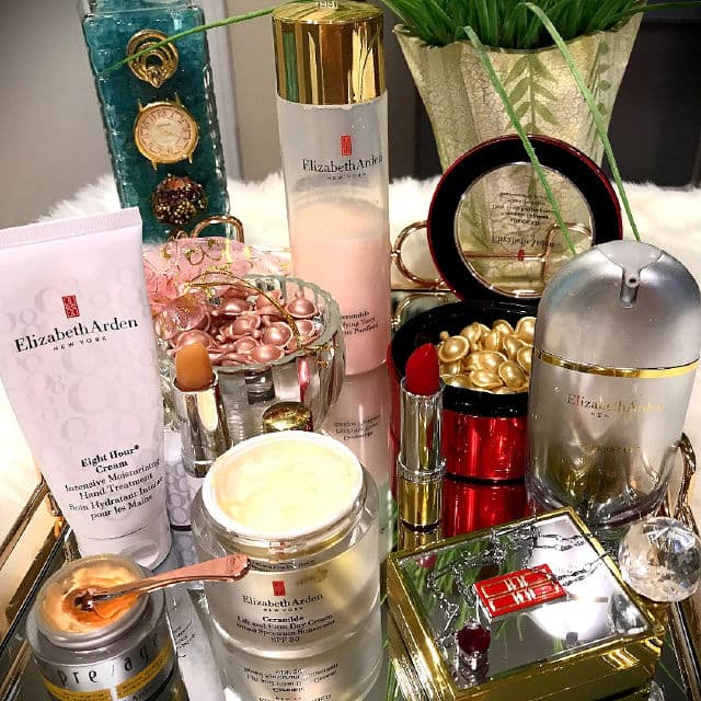 Elizabeth Arden Vitamin C Ceramide Capsules Radiance Renewal Serum review photo by DebbieGirl