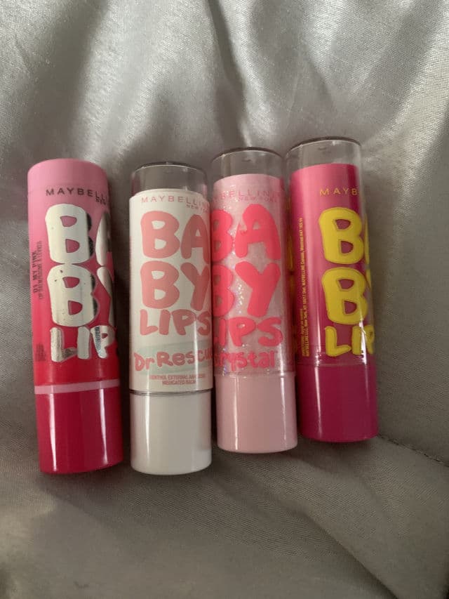 Maybelline Baby Lips Moisturizing Lip Balm review photo by Demymy