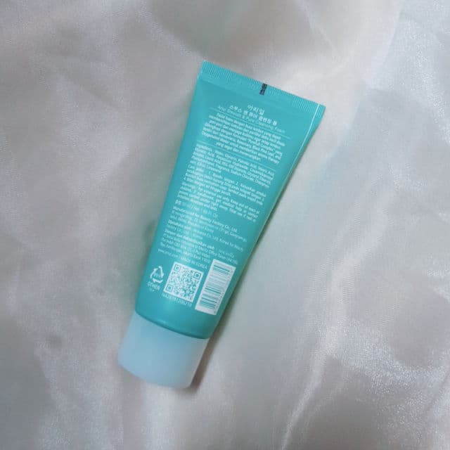 Ariul Smooth & Pure - Cleansing Foam review photo by Devi3