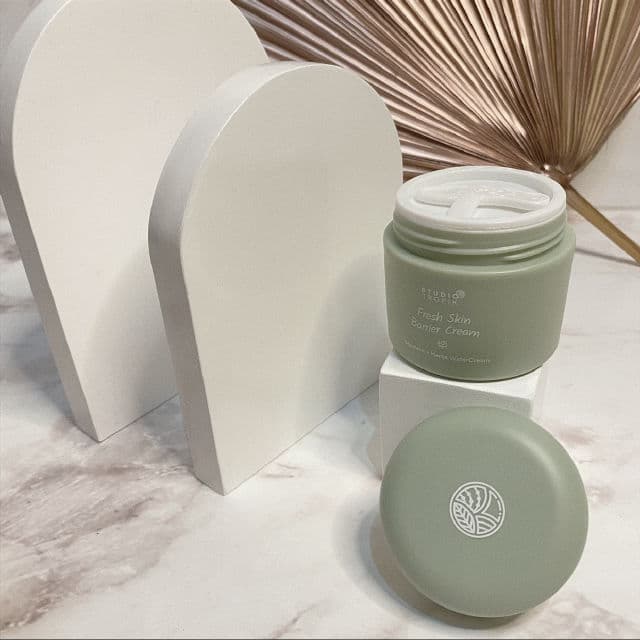 Studio Tropik Fresh Skin Barrier Cream review photo by Deviskinjournal