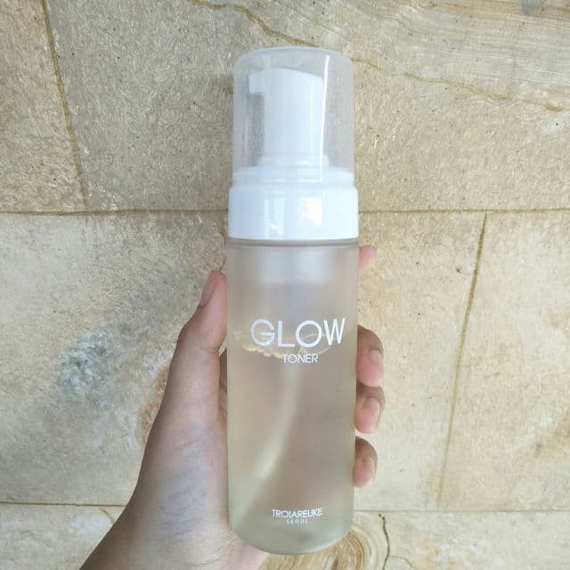 Troiareuke Glow Ampoule Toner review photo by Trisnaar