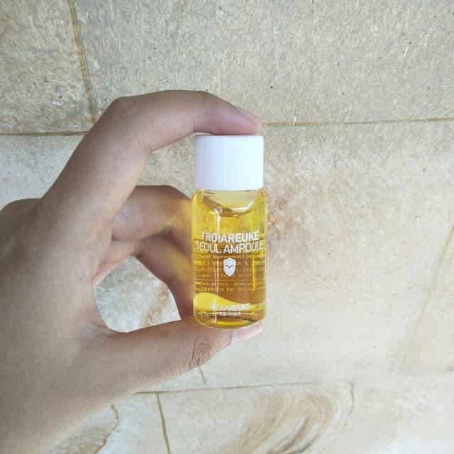 Troiareuke Glow Ampoule Toner review photo by Trisnaar