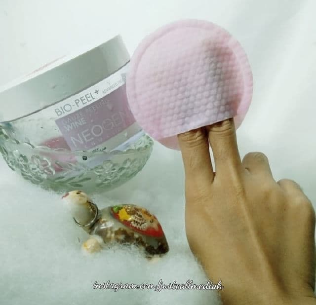 NEOGEN Dermalogy Bio-Peel Gauze Peeling Lemon review photo by Beyourslight