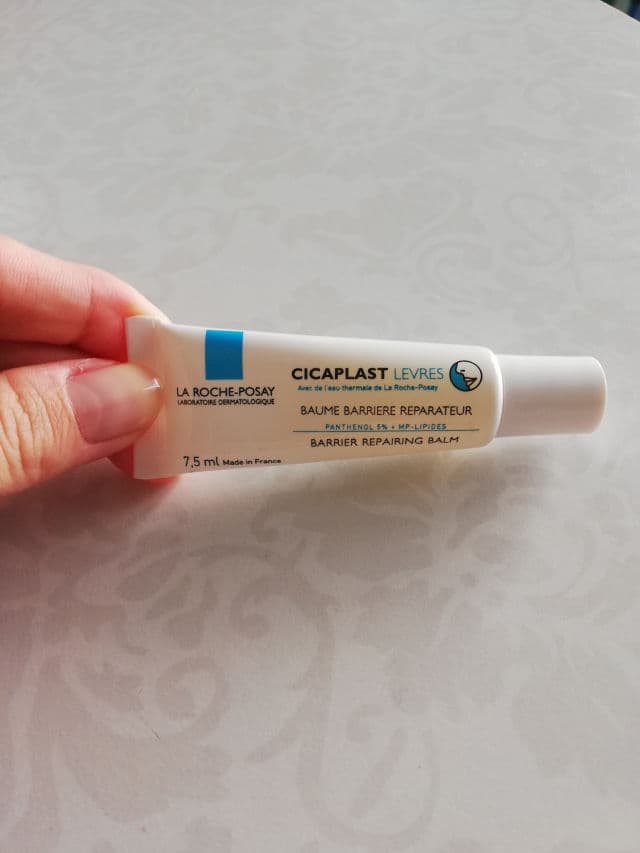 La Roche-Posay Cicaplast Baume B5 Lips review photo by Eilan