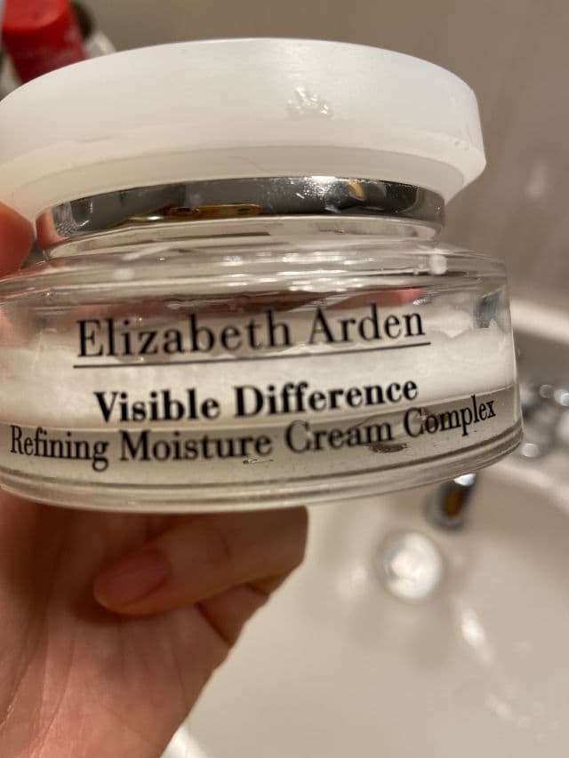 Elizabeth Arden Visible Difference Refining Moisture Cream Complex review photo by Eileen987